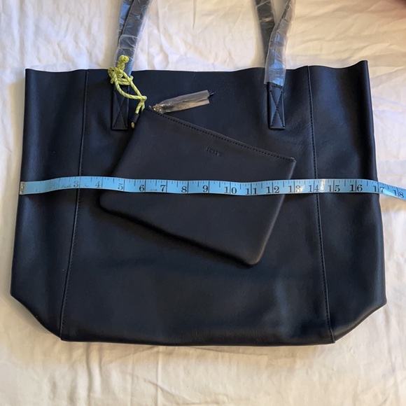 J.Crew Navy Leather The carryall tote bag with Pouch AH945 - Picture 5 of 8